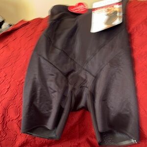 Black Shapewear XL NWT ⭐️